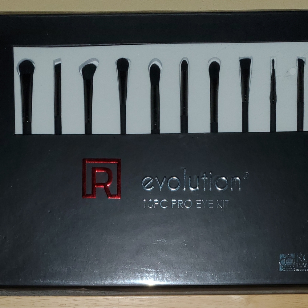 Omnia Brush REvolution 10-Piece Pro Event Brush Set